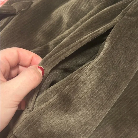 Women’s Dark Brown Velor Corduroy Shirt Jacket - Picture 9 of 10